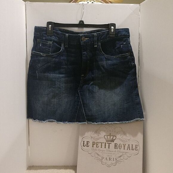 Vintage Gap Jean Skirt Size 12 / 31 Raw Hem - Picture 1 of 4